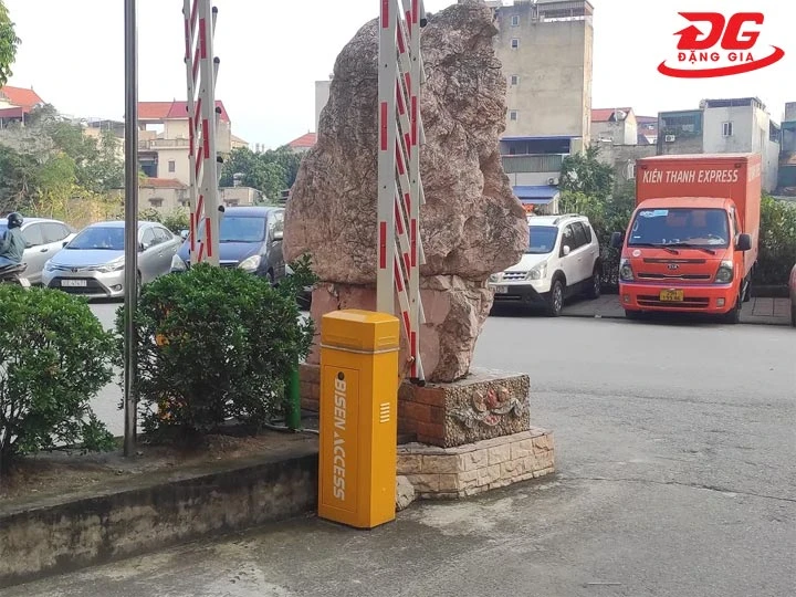barrier tự động BS 308 thiết kế hiện đại