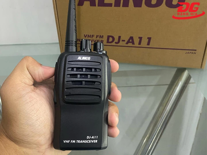 Bộ đàm Alinco DJ-A11