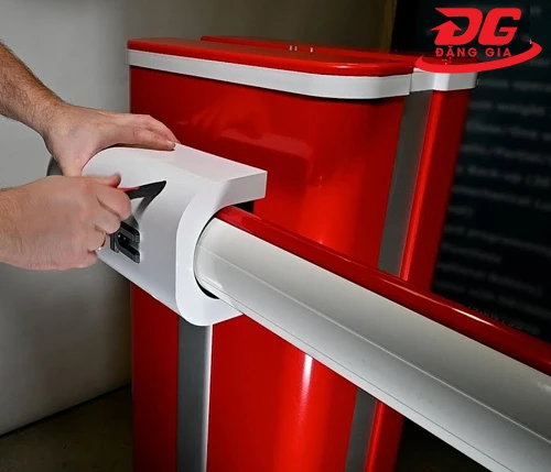 cổng barrier tự động B680H