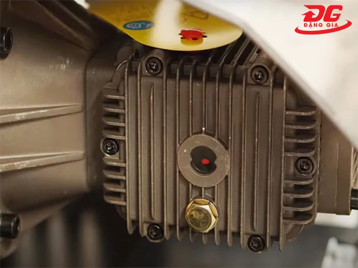 may-bom-rua-xe-kumisai-15m26-3-7s2 tiết kiệm nhiên liệu