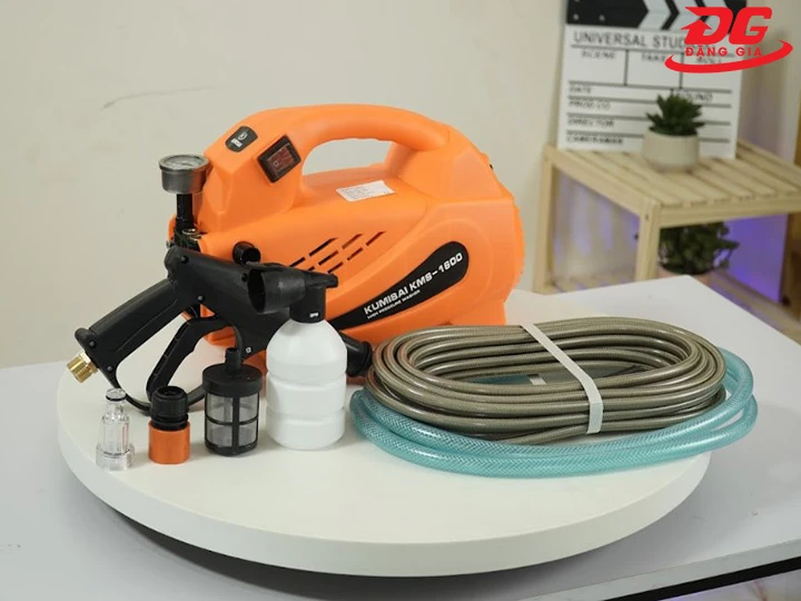 máy rửa xe Kumisai KMS 1600 nhỏ gọn