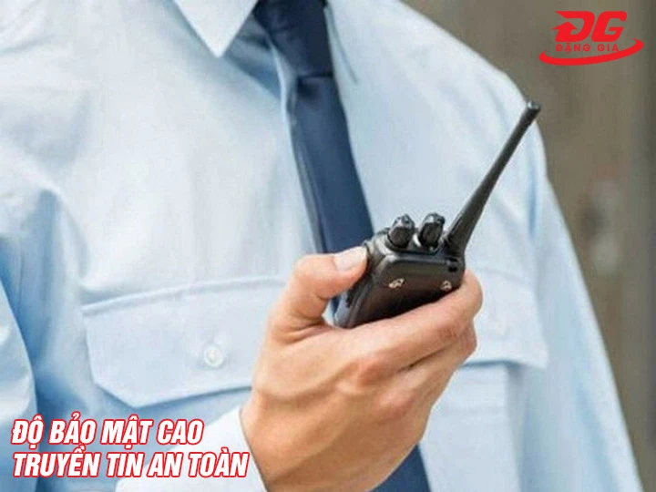 Sử dụng bộ đàm HTS