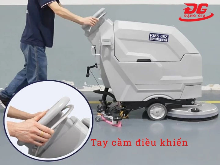 tay cầm điều khiển Máy chà sàn liên hợp Kumisai KMS 68Z