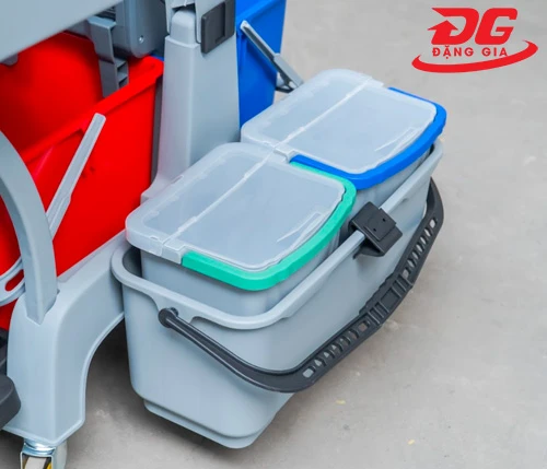 xe đẩy dọn vệ sinh đa năng Kumisai KMS AF08191E