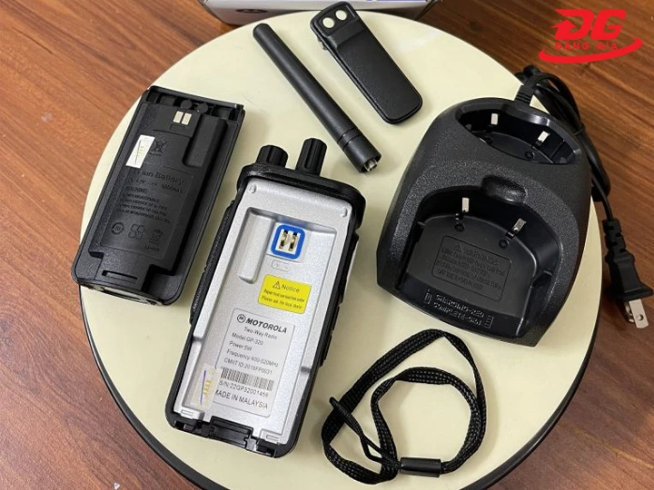 Phụ kiện bộ đàm Motorola GP 320