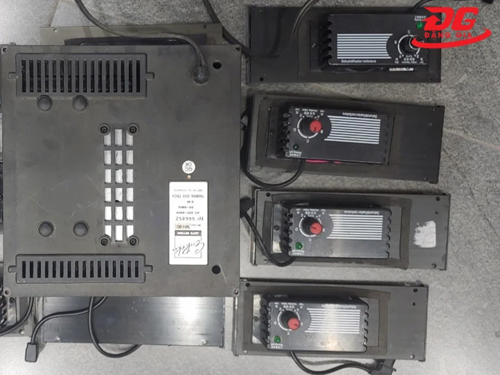 Tủ chống ẩm cũ nhanh hỏng