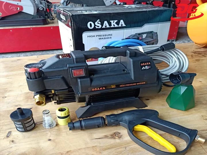 giá máy rửa xe cao áp Nhật Bản