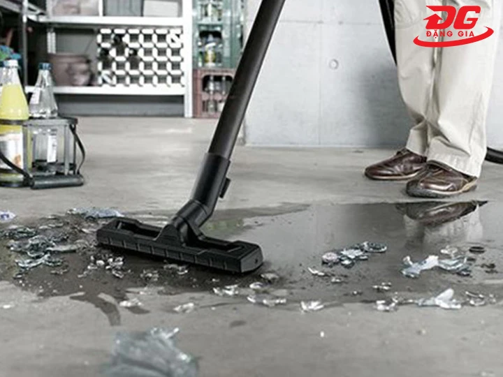 motor máy hút bụi công suất 2000W có tiếng ồn lớn