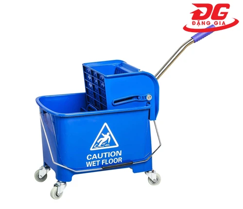 xe vắt nước lau nhà 20 lít