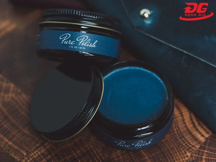 Xi đánh giày màu xanh Pure Polish