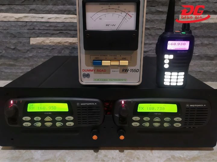 Máy bộ đàm Motorola GM338