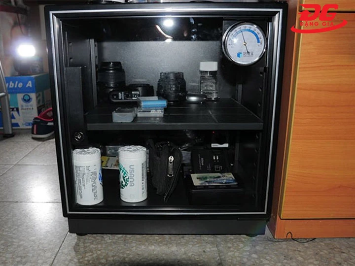 tủ chống ẩm Eureka tiêu thụ ít điện năng