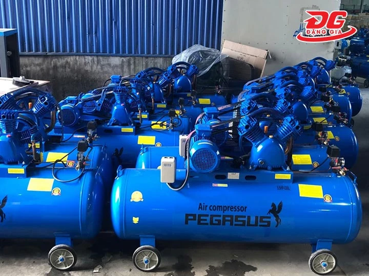 Máy bơm hơi có dầu trong ngành cơ khí, công nghiệp nặng