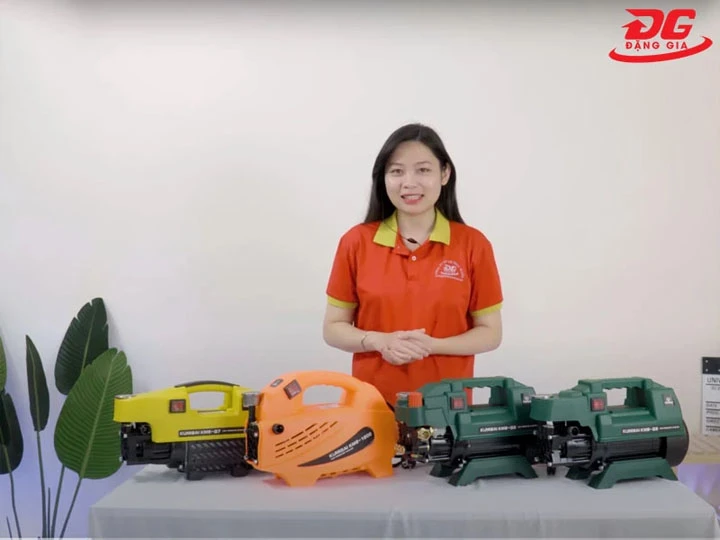 Mua máy rửa xe mini chính hãng