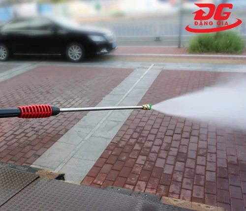 súng phun xịt rửa xe áp lực cao model LT-01