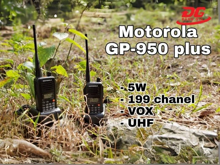 Bộ đàm cầm tay Motorola GP-950 Plus dò kênh diện tích rộng