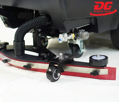 cần gạt nước dùng cho máy chà mặt sàn liên hợp