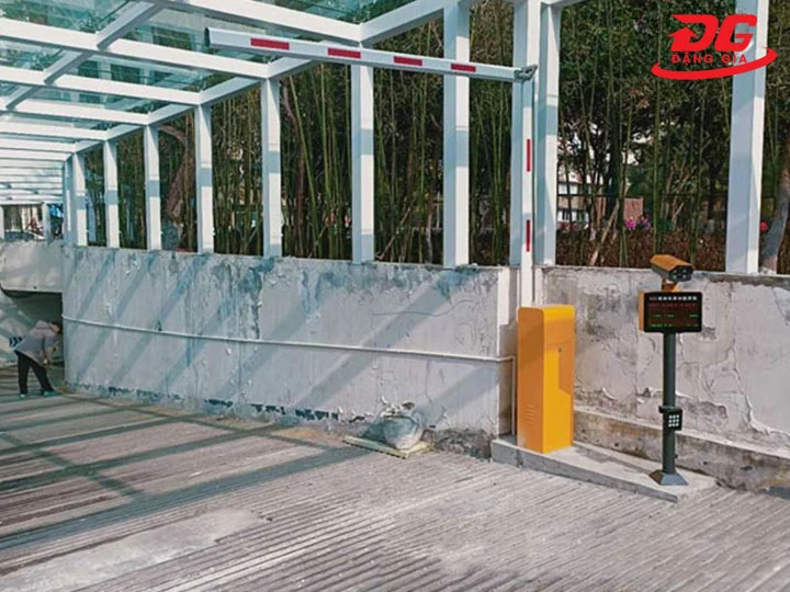 Cổng Barrier tự động BS306TI hiện đại