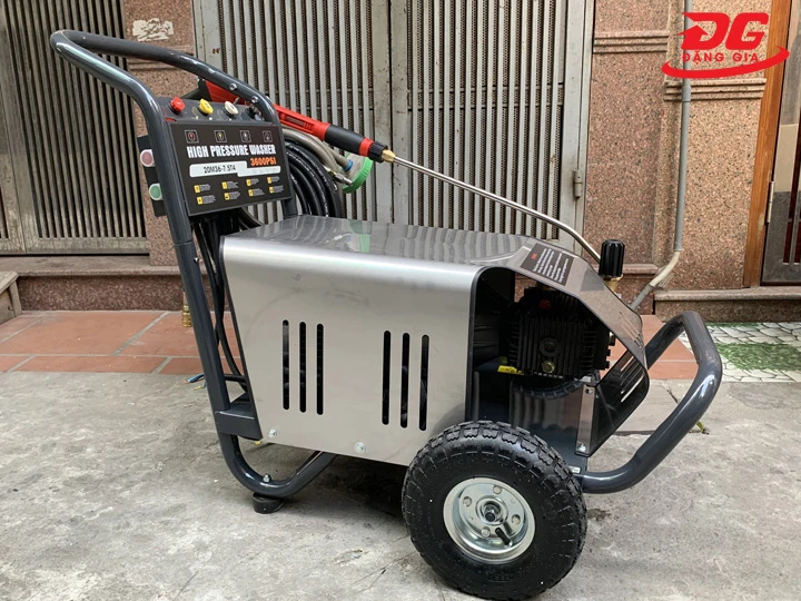 Máy phun rửa chuồng trại Lutian 3600PSI - 7.5T4