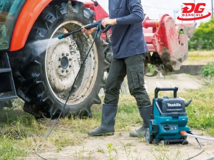 Máy rửa xe Makita bền bỉ
