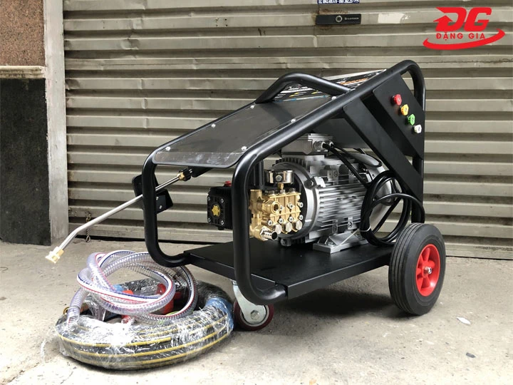 máy rửa xe piston dễ vỡ