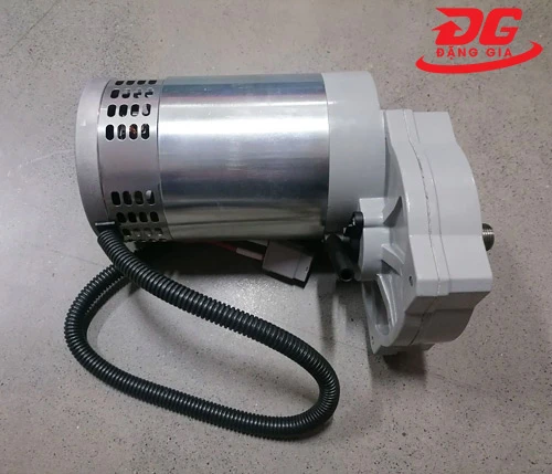 motor bàn chải máy chà sàn liên hợp