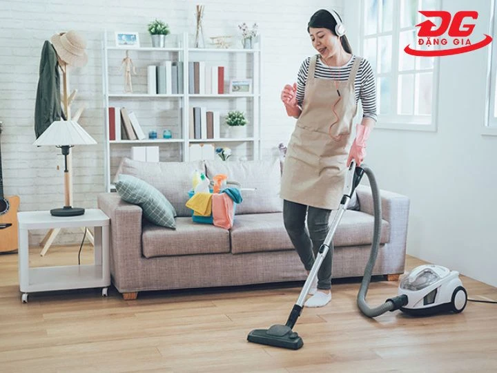 Máy hút bụi công nghiệp tiết kiệm lớn lời lâu dài