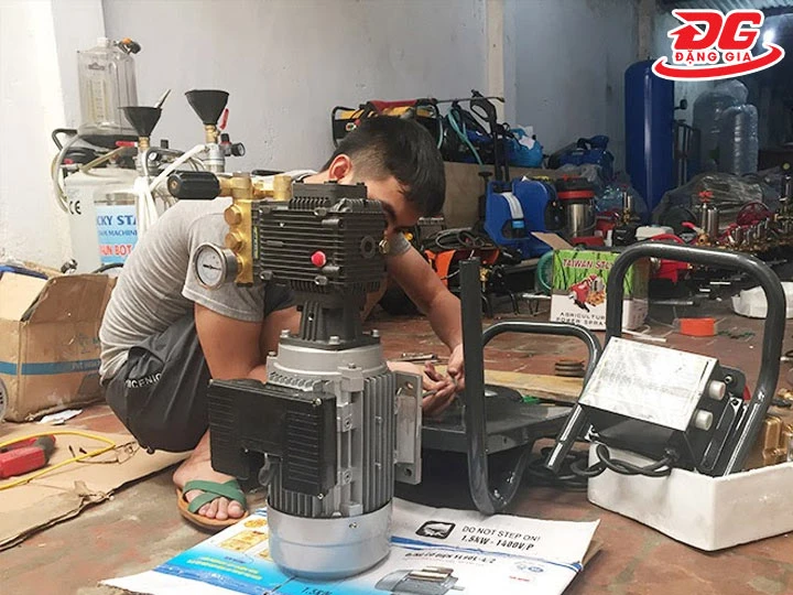 ụ điện máy bị hỏng cháy