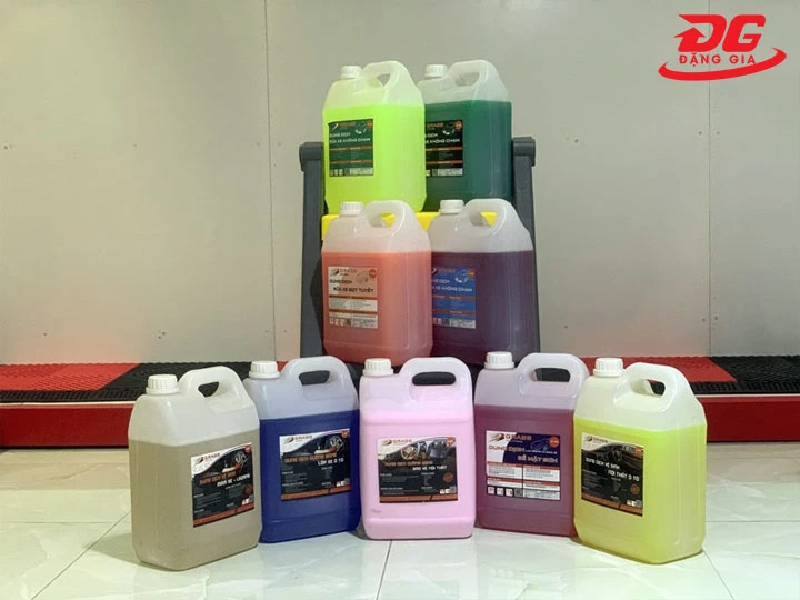 Lợi ích của việc dùng nước rửa xe chuyên dụng