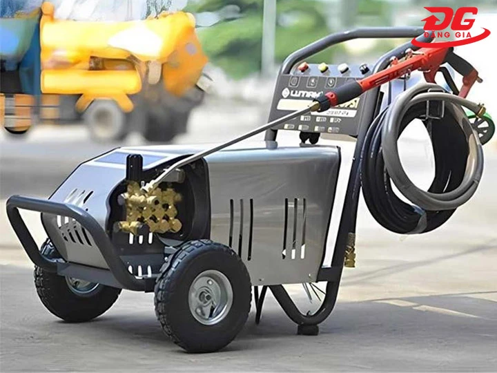 Máy rửa xe Lutian công nghiệp