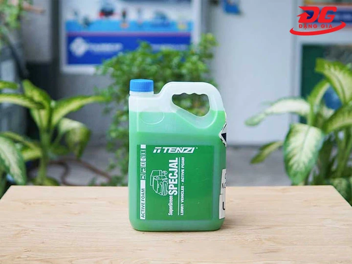 Dung dịch rửa xe Tenzi không chạm