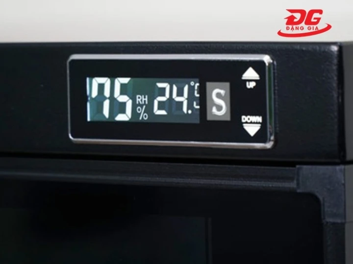 Màn hình LED tủ chống ẩm Dry-Cabi DHC-350 (350 lít)
