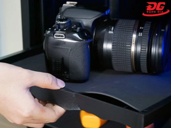 lưu ý sử dụng Tủ chống ẩm Kumisai DHC 500