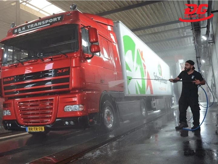 máy rửa xe tải hiệu suất cao