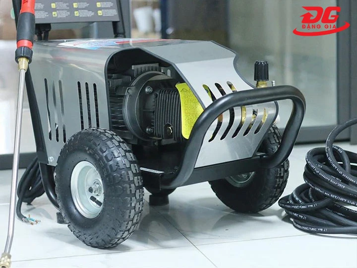 máy rửa xe tải Palada 20M36-7.5T4