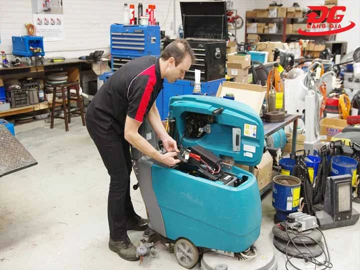 Bảo hành máy chà sàn