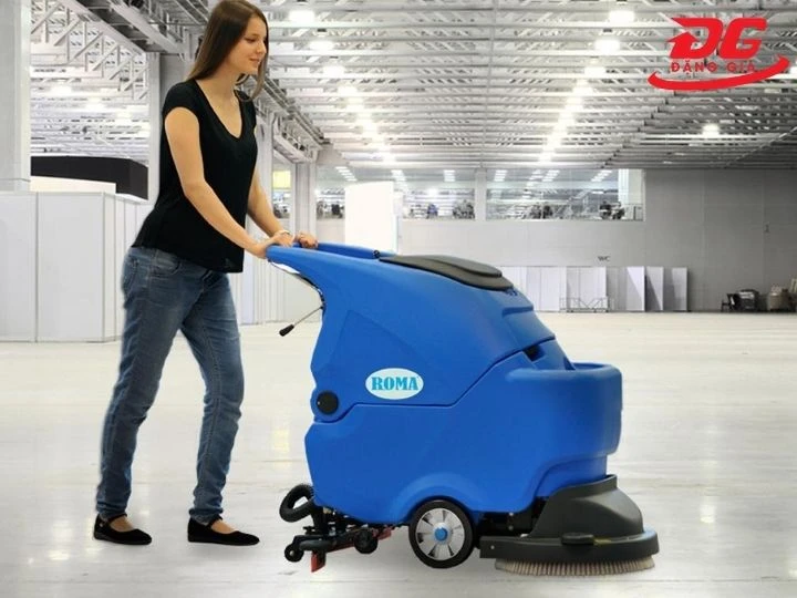 Làm sạch nhanh giảm thiểu sức người