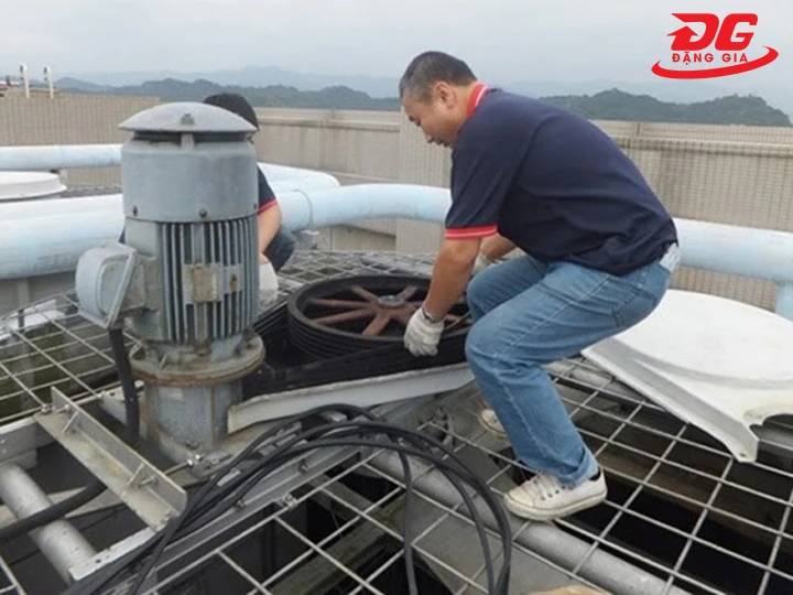 sửa motor tháp giải nhiệt