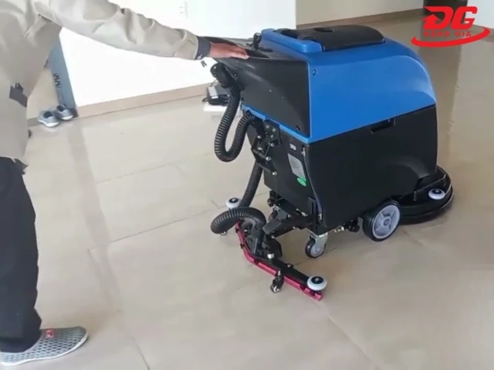 cách sử dụng máy chà sàn liên hợp Supper Clean SC-50C