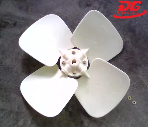 cánh quạt nhựa tháp giải nhiệt d550mm