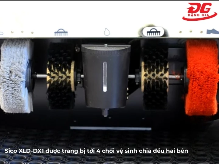 Máy đánh giày Sico XLD-DX1 có 4 chổi vệ sinh đa năng