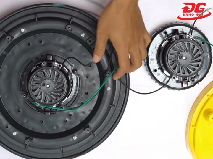 Motor By-Pass của máy hút bụi giặt thảm có công suất lớn