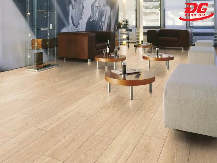 Sau khi đánh bóng