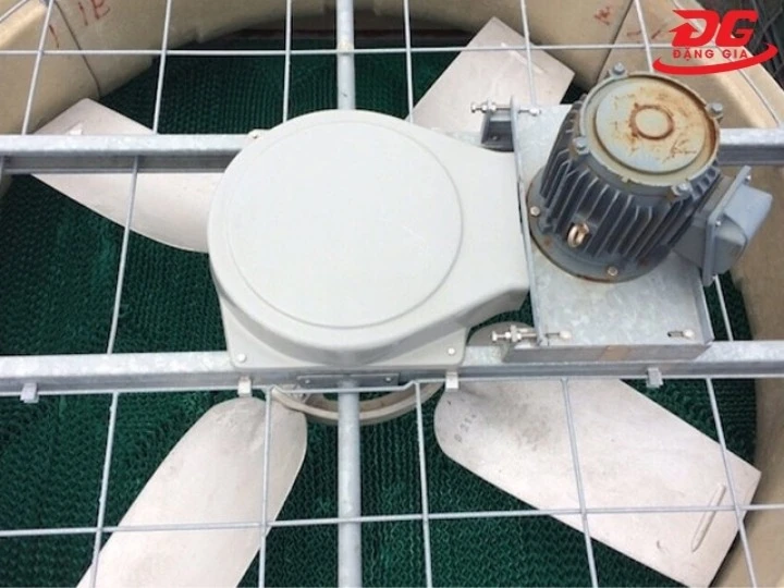 tháp giải nhiệt TSC 70RT quạt gió mạnh