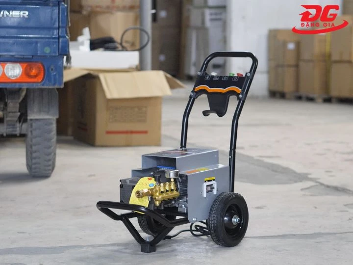 Ứng dụng máy rửa xe Palada