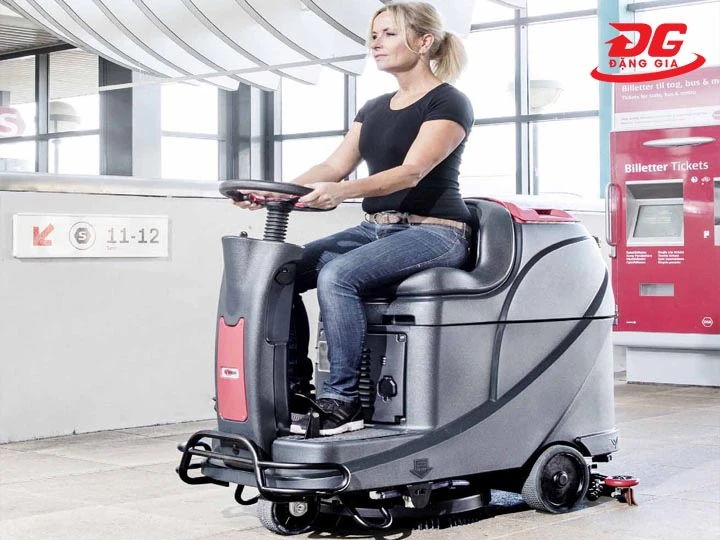 máy chà sàn Viper bảo trì dễ