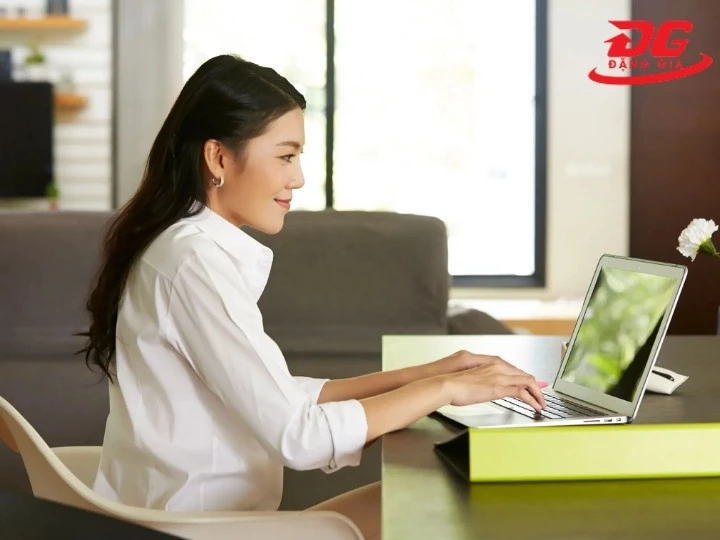 Máy chà sàn độ ồn thấp nhân viên làm việc thoải mái