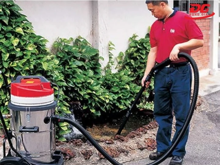 Máy hút bụi Typhoon dễ dang sử dụng