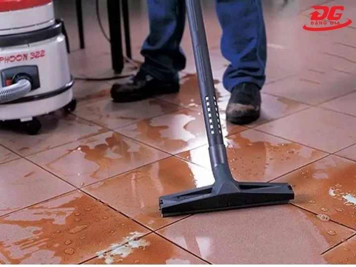 Máy hút bụi Typhoon sử lý đa tác vụ