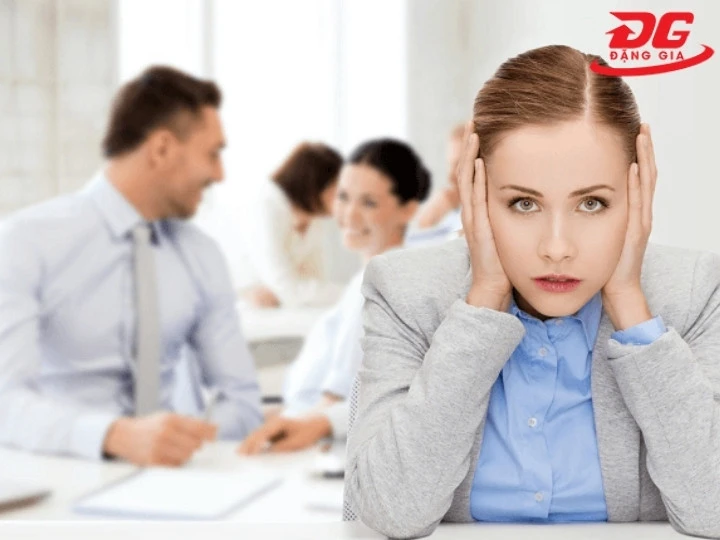 Tiếng ồn máy hút bụi gây phân tâm